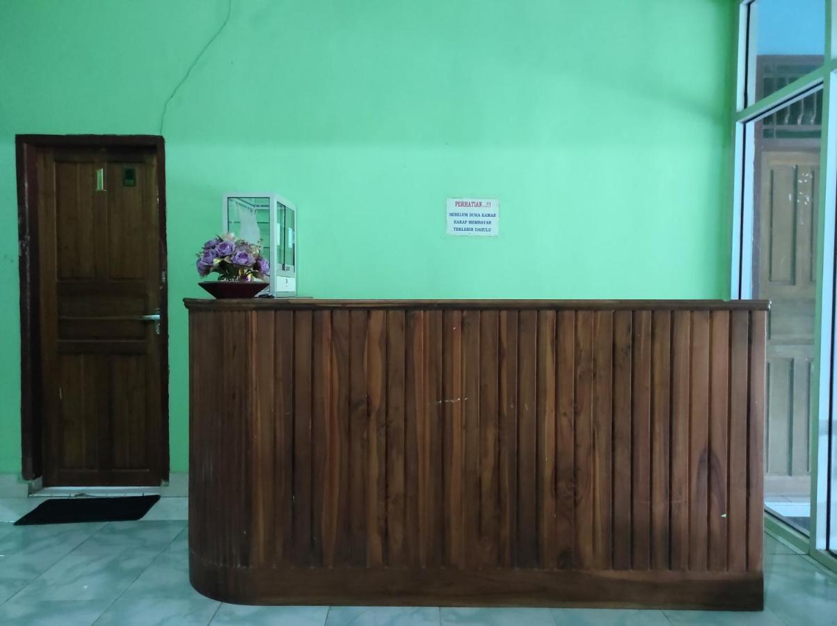 Oyo 92892 Aini Homestay Ternate Εξωτερικό φωτογραφία